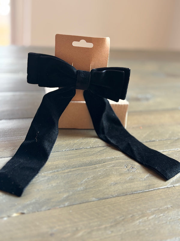 Black velvet hair bow