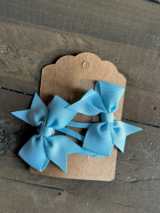 Blue baby clips