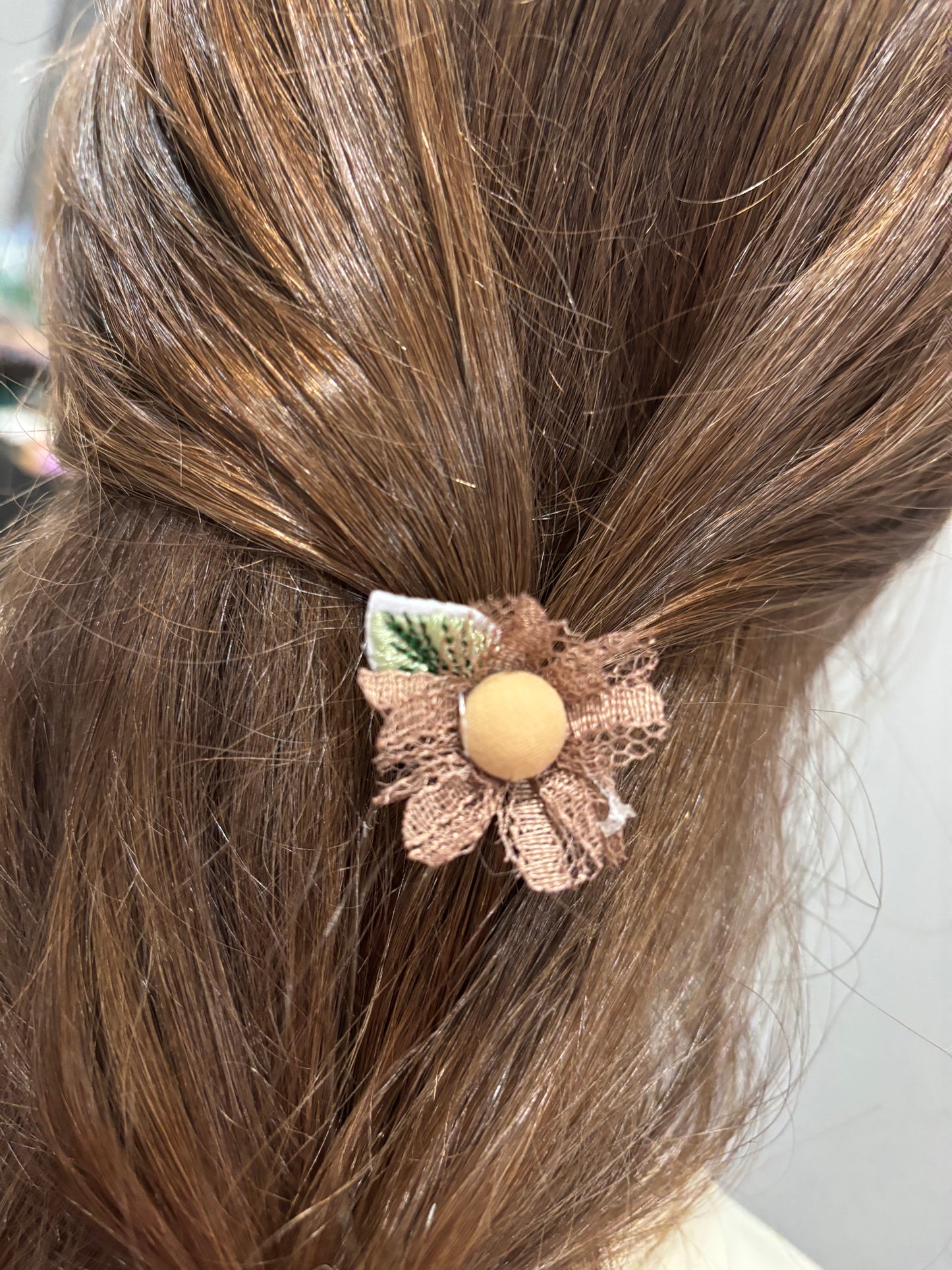 Vintage daisy bobble